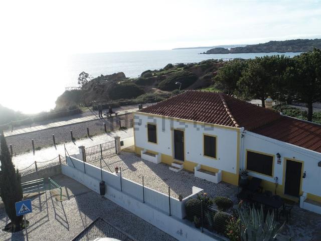 Casa venda em Três Bicos, Portimão