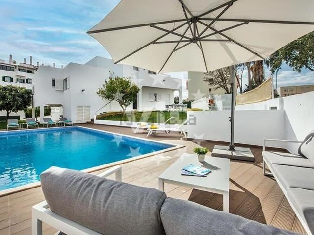 Casa venda em Albufeira e Olhos de Água, Albufeira