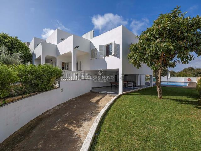 Casa venda em Albufeira e Olhos de Água, Albufeira
