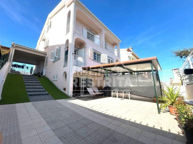 Casa venda em Quinta do Conde, Sesimbra