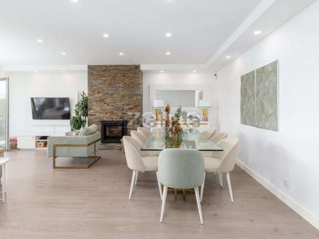 Casa venda em Jardim da Amoreira, Ramada