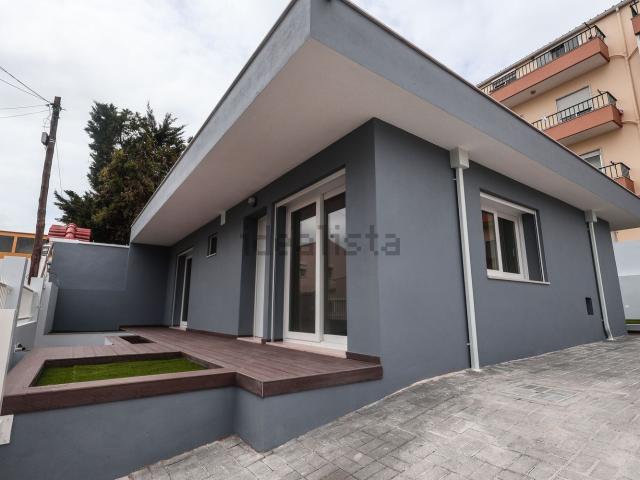 Casa venda em Bairro dos CTT, Odivelas
