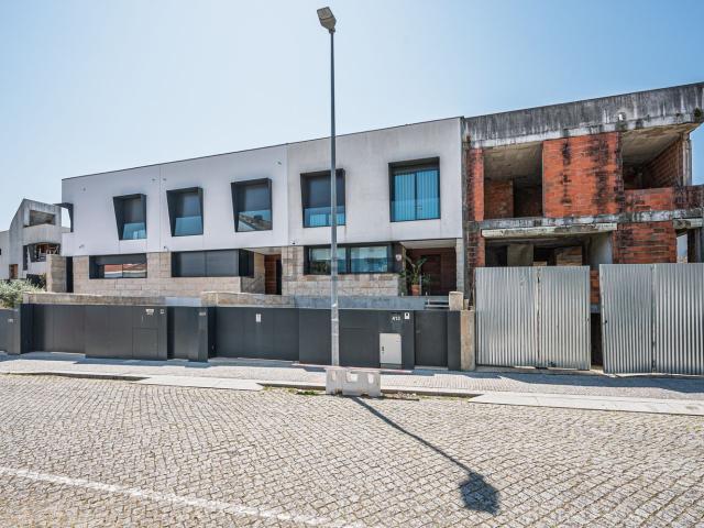 Casa venda em Bairro da Federação das Caixas de Previdência (2ª Fase), Porto