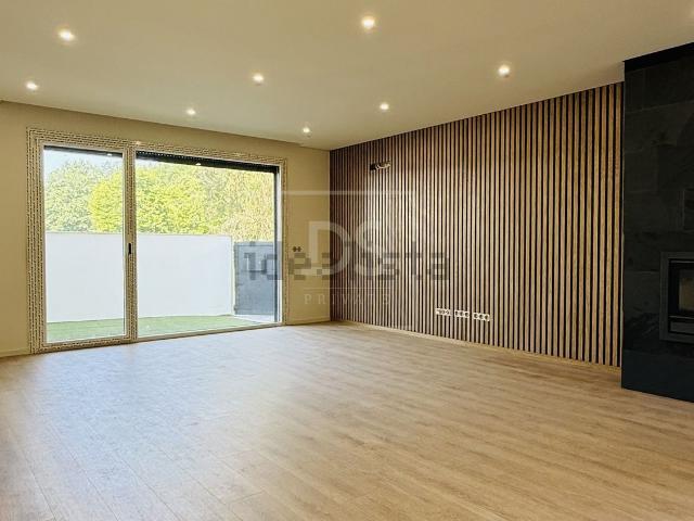 Casa venda em Palmeira, Braga