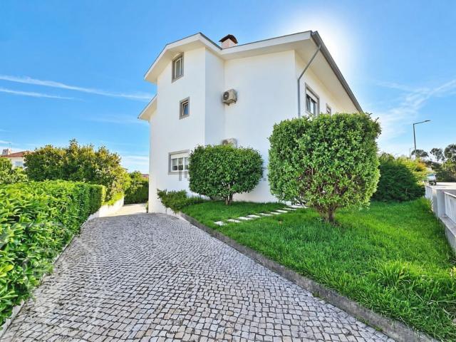 Casa venda em Espaço Atividades Económicas EN1 Norte, Águeda