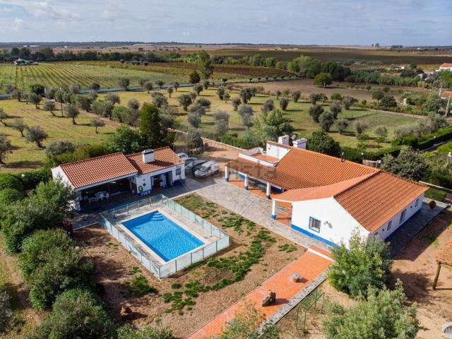 Casa venda em Courelas da Gama e Bispo, Redondo