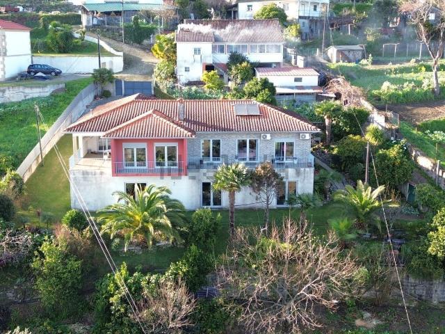 Moradia venda em Refóios Do Lima, Refóios do Lima
