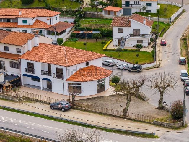 Casa venda em Basto, Cabeceiras de Basto