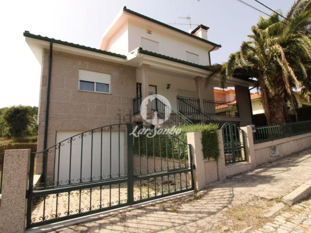 Casa venda em Celorico De Basto, Braga