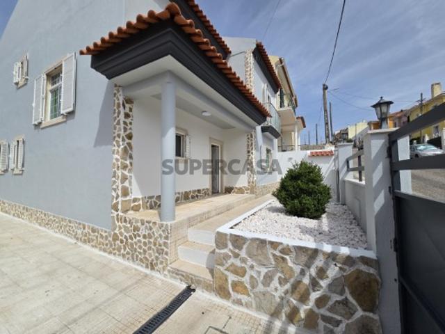 Casa venda em Santiago Dos Velhos, Lisboa