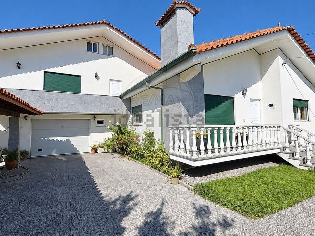 Casa venda em Couce, Gavião
