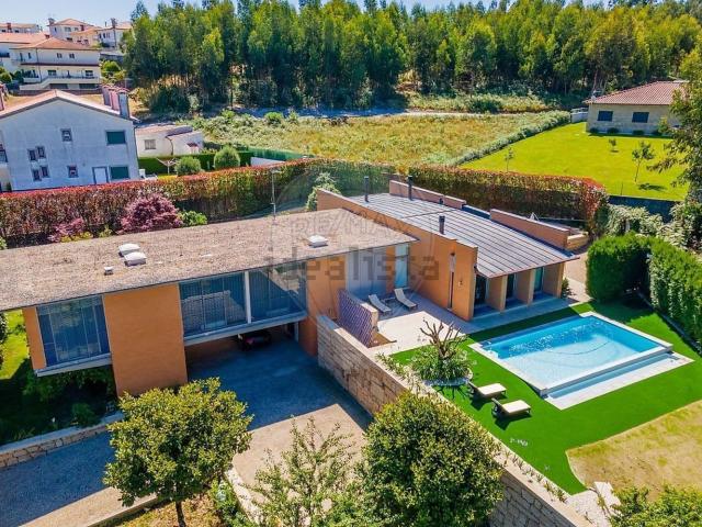 Casa venda em Revelhe, Fafe