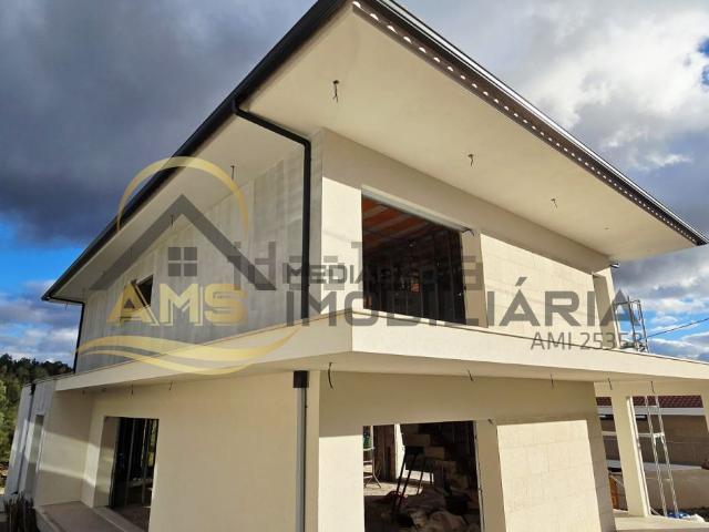 Casa venda em Revelhe, Fafe