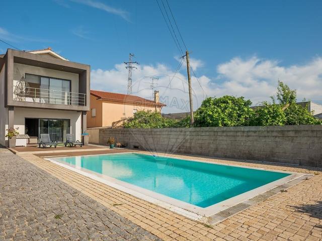 Casa venda em Gavião, Braga