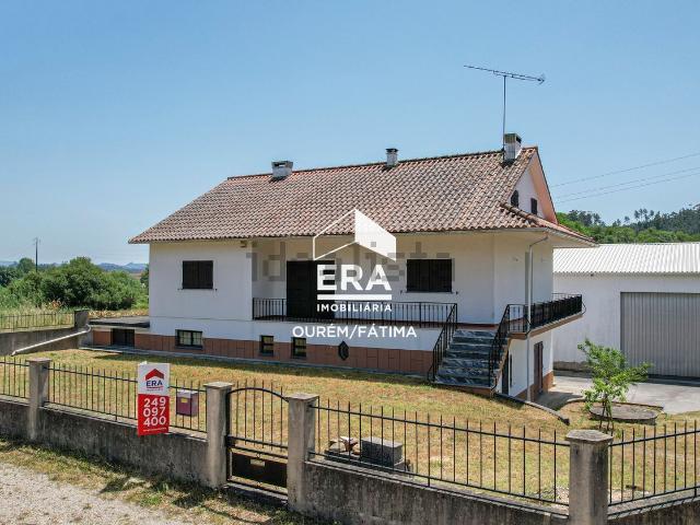 Casa venda em Ourém, Santarém