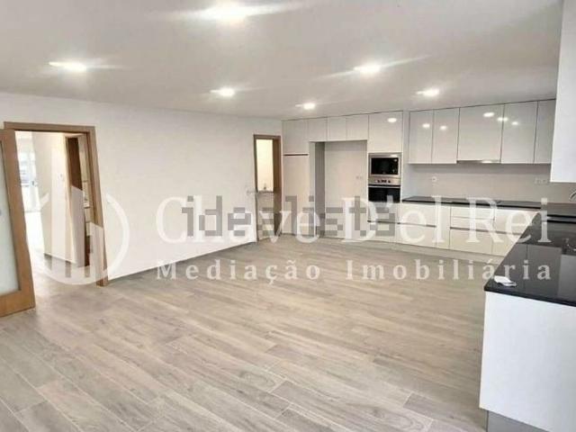 Moradia venda em Rio De Loba, Travassós de Cima