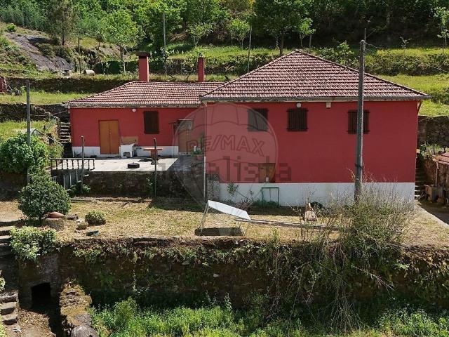 Casa venda em Cabeceiras De Basto, Braga
