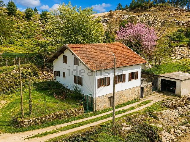 Casa venda em Leiradas, Cabeceiras De Basto