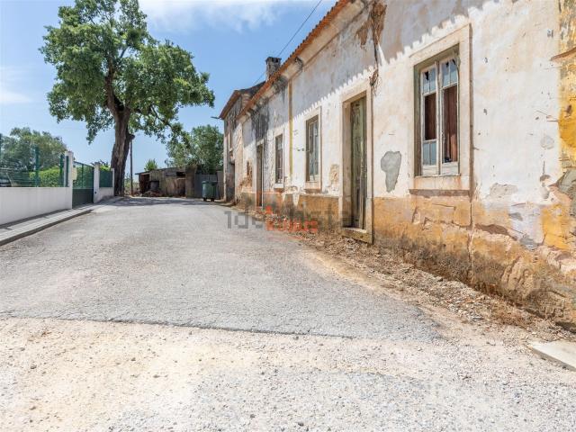 Casa venda em Rio Maior, Santarém