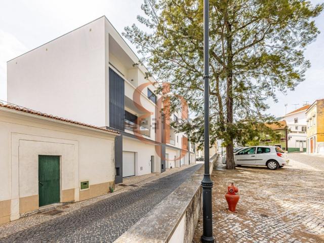 Casa venda em Rio Maior, Santarém