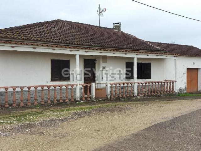 Casa venda em Rio Maior, Santarém