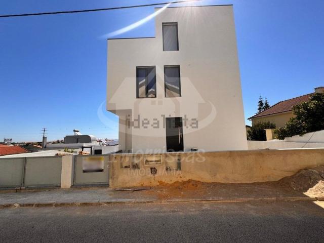 Casa venda em Rio Maior, Santarém