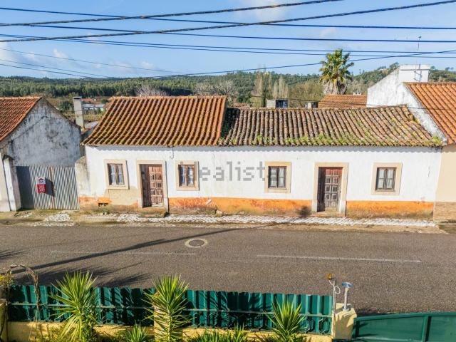 Casa venda em Rio Maior, Santarém