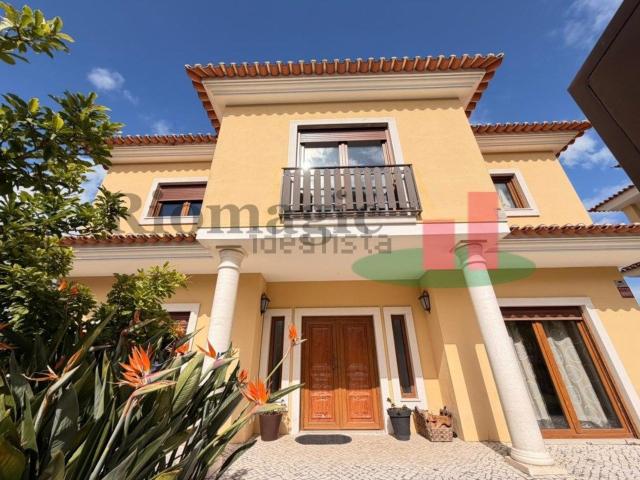 Casa venda em Rio Maior, Santarém
