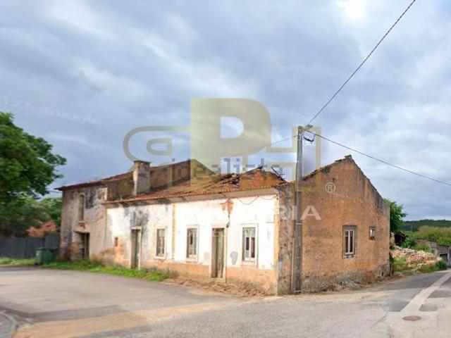Casa venda em Rio Maior, Santarém