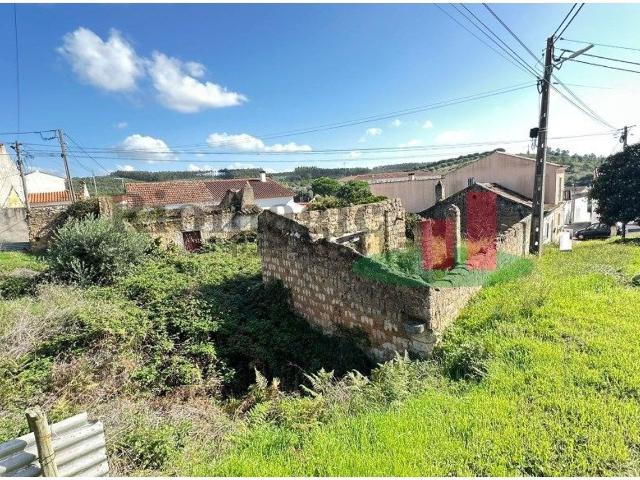 Casa venda em Rio Maior, Santarém