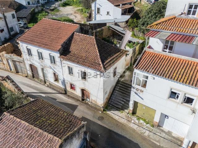 Casa venda em Rio Maior, Santarém