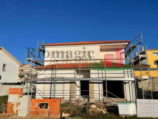 Casa venda em Rio Maior, Santarém