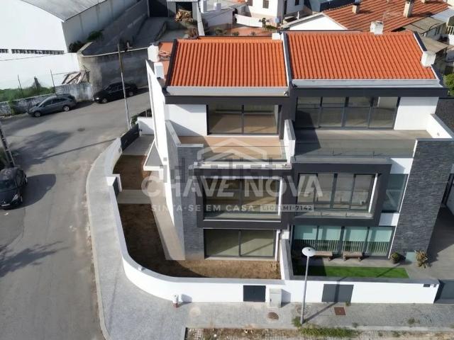 Casa venda em Rio Meão, Santa Maria da Feira