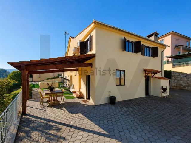 Casa venda em Rocas do Vouga, Sever do Vouga