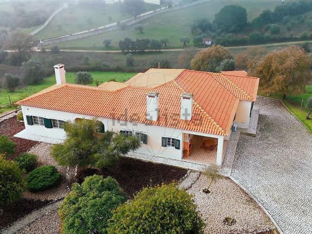 Casa venda em Casais da Barroca, Santarém