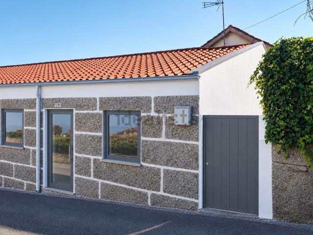 Casa venda em Ronfe, Guimarães