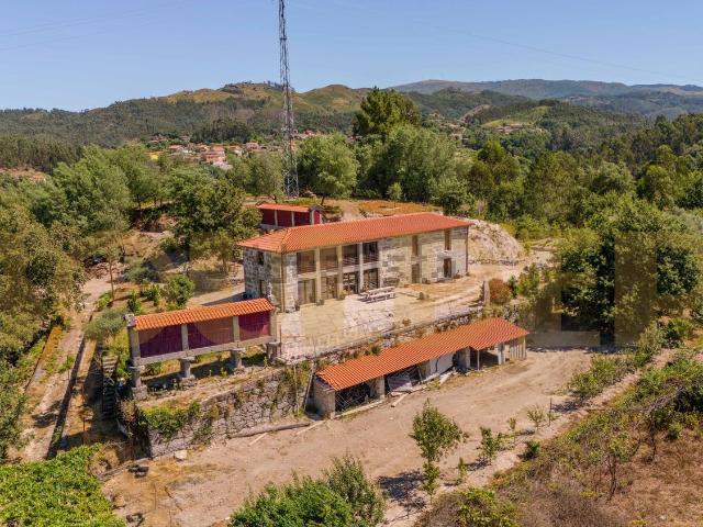 Casa alugar em Parada Do Bouro, Braga
