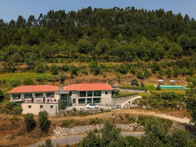 Casa venda em Parada Do Bouro, Braga