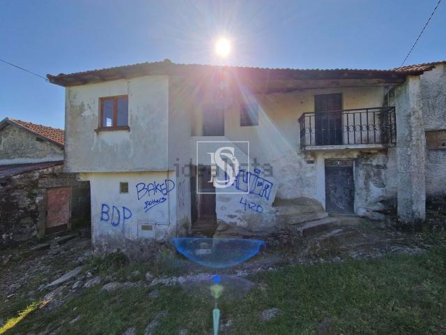 Casa venda em Parada Do Bouro, Braga