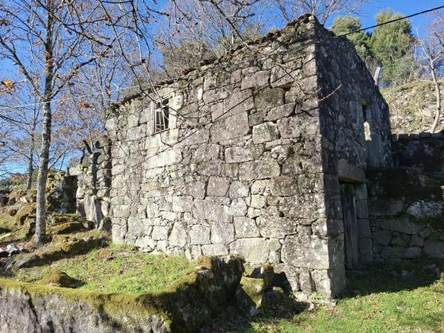 Casa venda em Parada Do Bouro, Braga