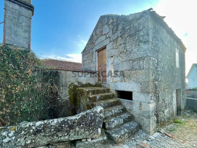 Casa venda em Penalva Do Castelo, Viseu