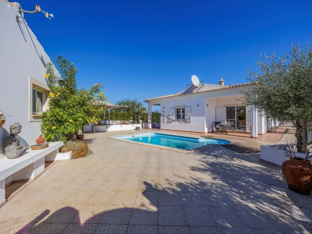 Casa venda em Perna Seca, São Bartolomeu De Messines