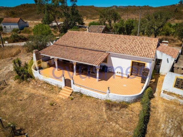 Casa venda em Ribeira de Arade, São Bartolomeu De Messines