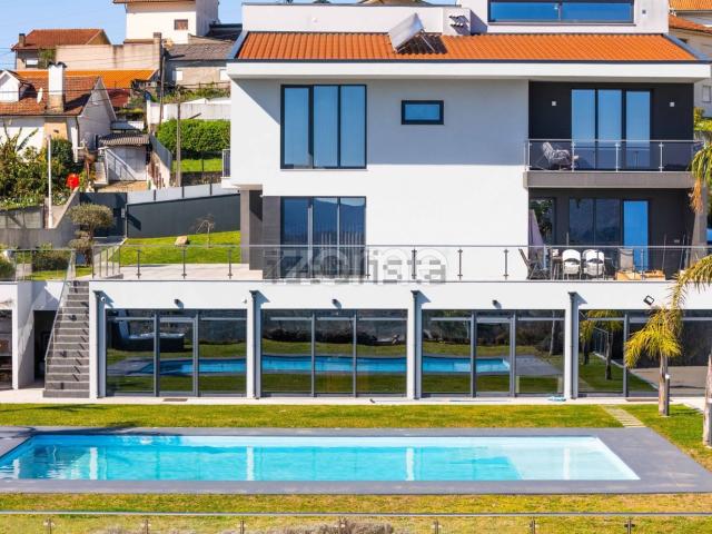 Casa venda em Foz do Sousa e Covelo, Gondomar