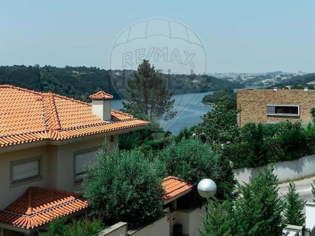 Casa venda em Escoura, Gondomar