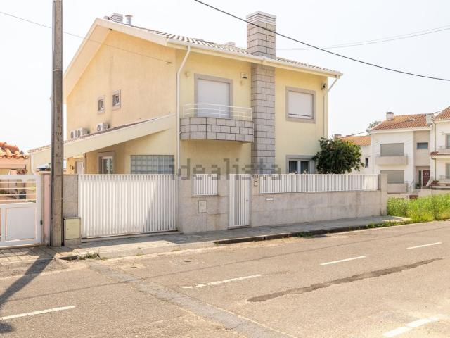 Casa venda em Escoura, Gondomar