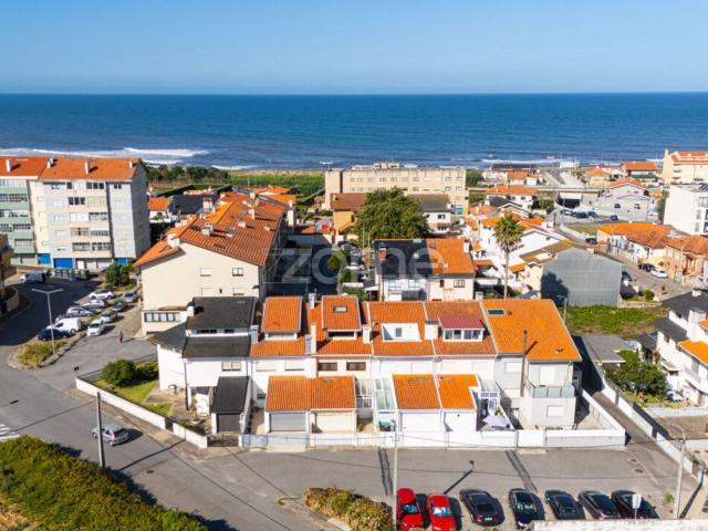 Casa venda em São Félix da Marinha, Vila Nova de Gaia