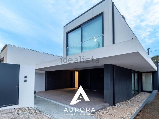 Casa venda em São Félix da Marinha, Vila Nova de Gaia