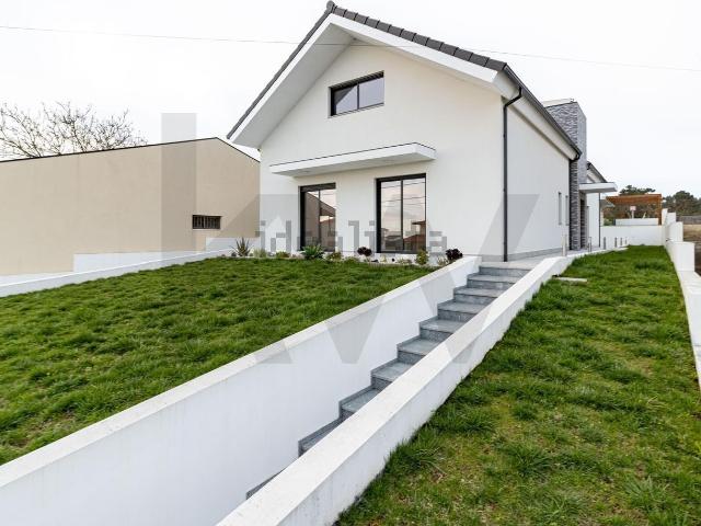 Casa venda em Salgueiral de Baixo, Ovar
