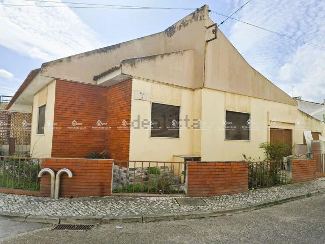 Casa venda em Entroncamento, São João Baptista